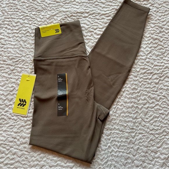 All In Motion Women's Everyday Soft Ultra High Rise Leggings Taupe Dark Brown S - Picture 2 of 8